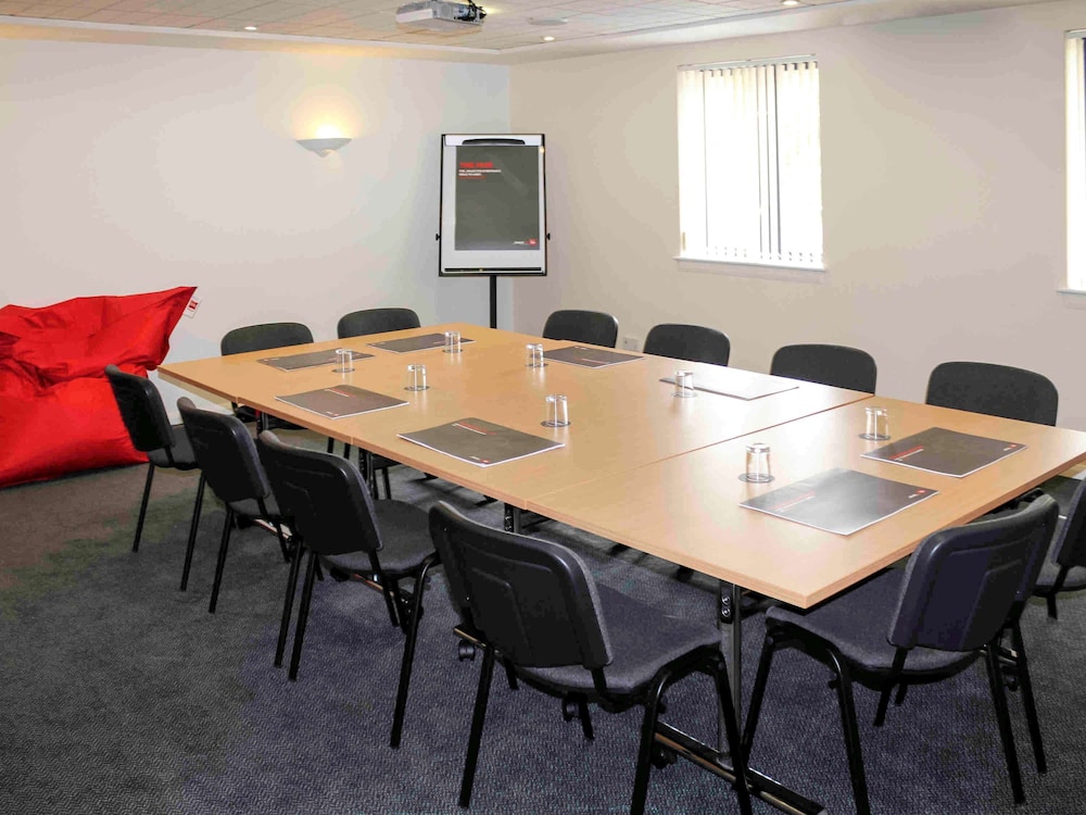 ibis Cardiff Gate - International Business Park