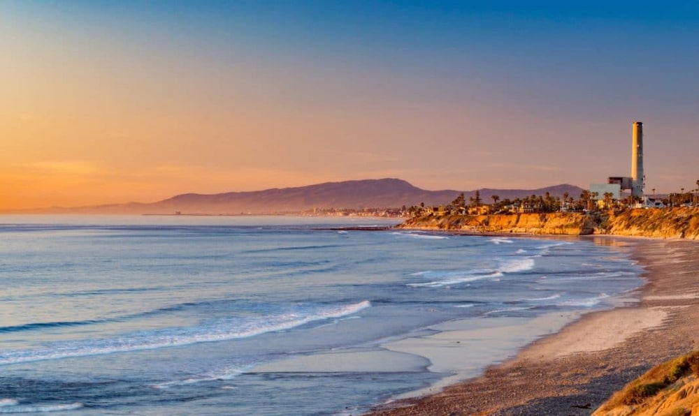 Holiday Inn Express Hotel & Suites Carlsbad Beach, an IHG Hotel