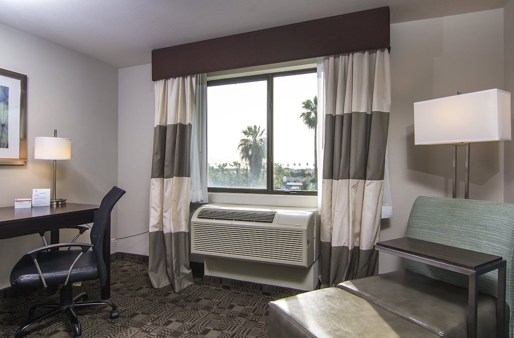 Holiday Inn Express Hotel u0026 Suites Carlsbad Beach, an IHG Hotel in Carlsbad  | Best Rates u0026 Deals on Orbitz