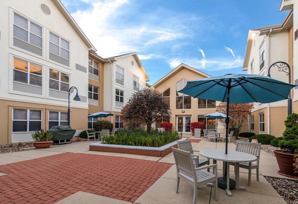 Hampton Inn & Suites Chicago/Hoffman Estates