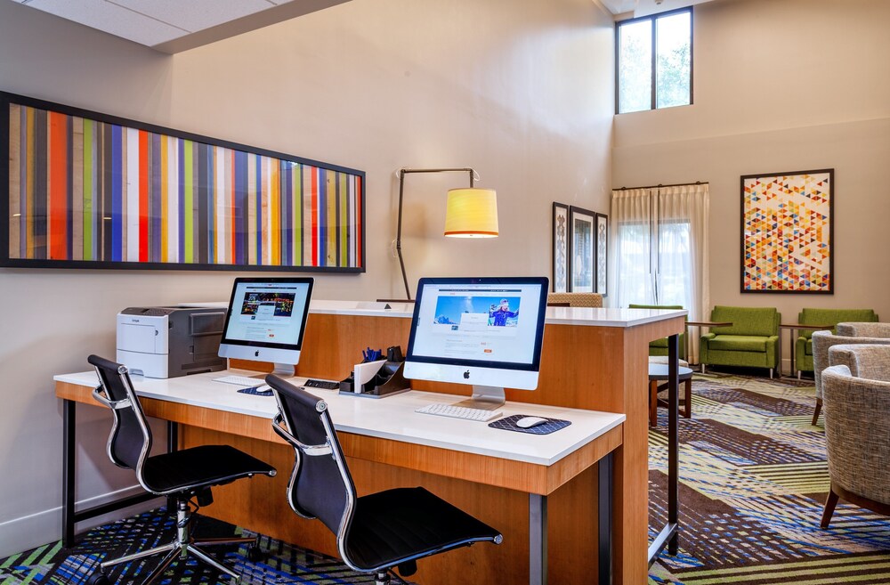 Holiday Inn Express Tampa-Brandon, an IHG Hotel