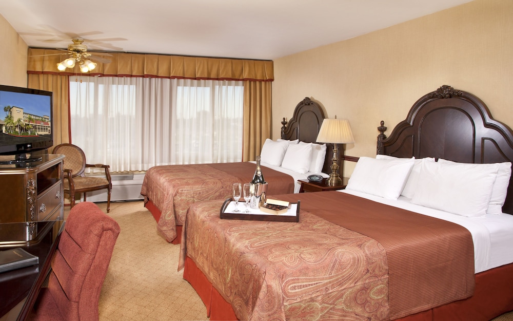 Alo Hotel Anaheim Reviews Alo Hotel Anaheim Reviews
