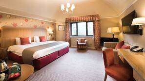 In-room safe, desk, laptop workspace, blackout curtains