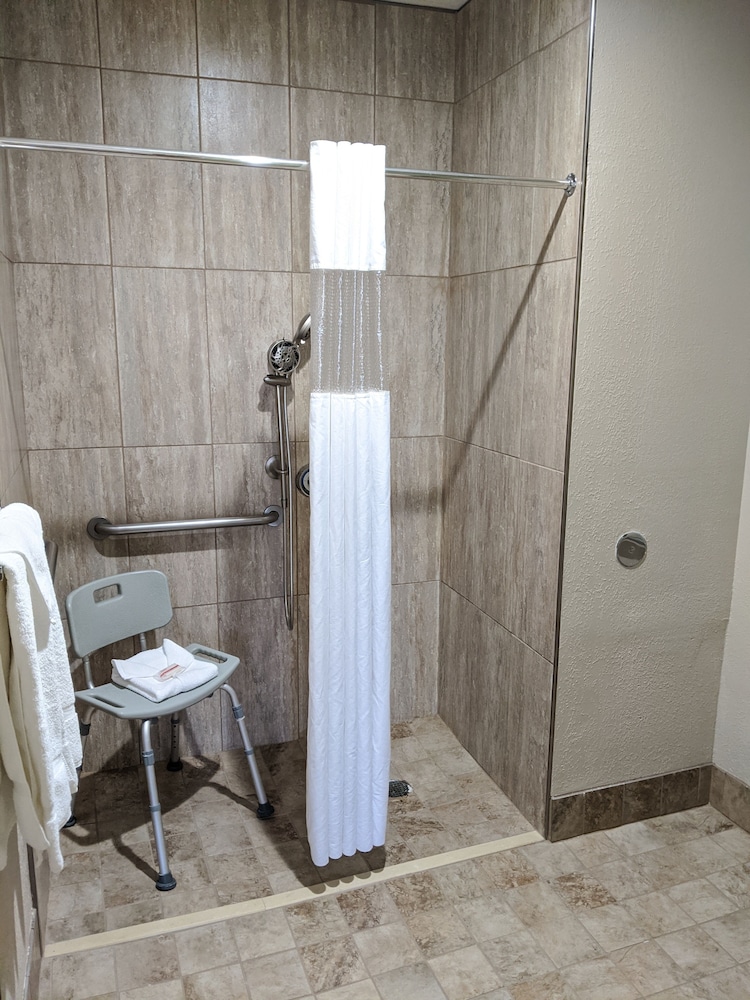 Bathroom shower, Baymont by Wyndham Rockford