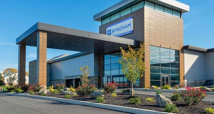 Wyndham Lancaster Resort & Convention Center