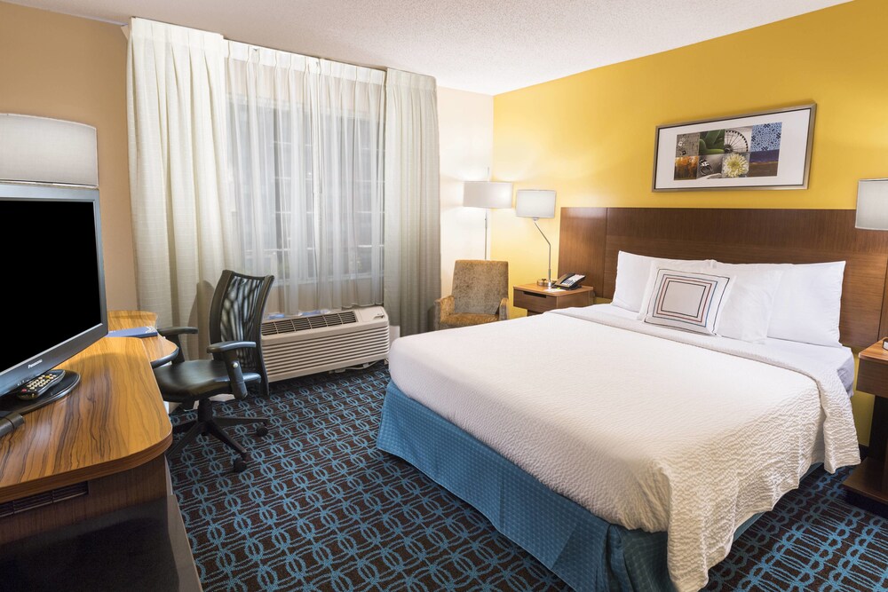 Fairfield Inn and Suites by Marriott Perimeter Center