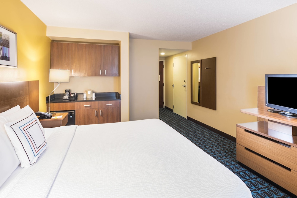 Fairfield Inn and Suites by Marriott Perimeter Center