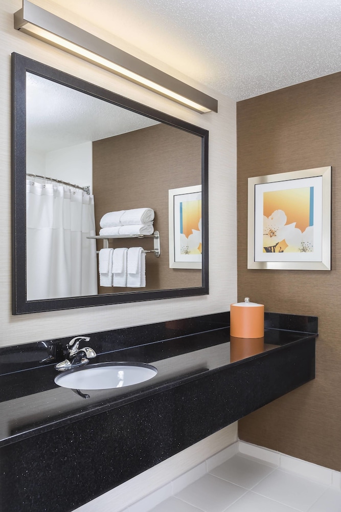 Fairfield Inn & Suites by Marriott Chicago Naperville/Aurora