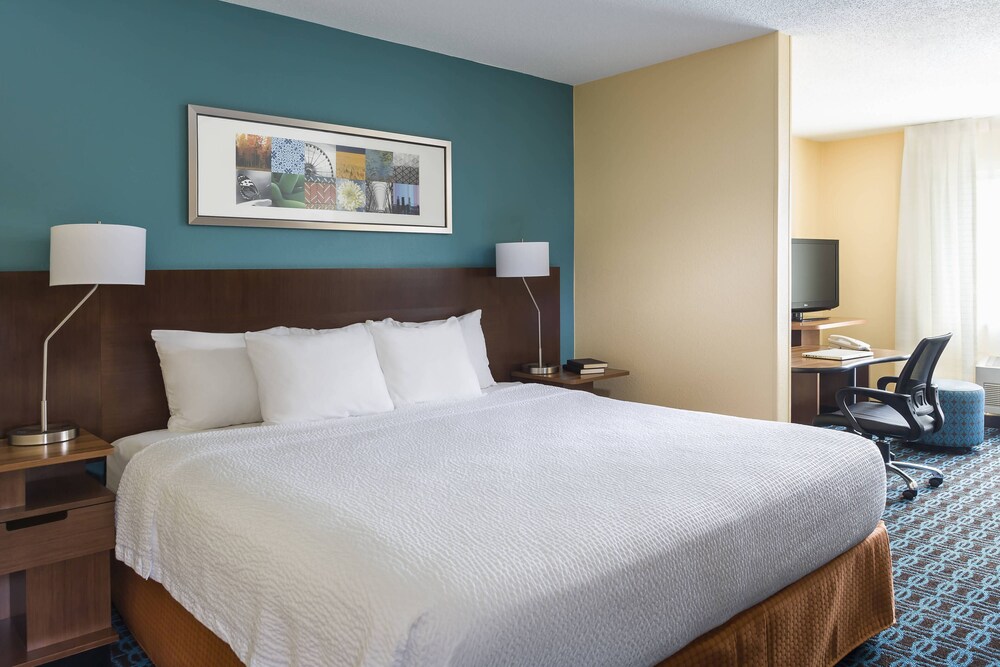 Fairfield Inn & Suites by Marriott Chicago Naperville/Aurora