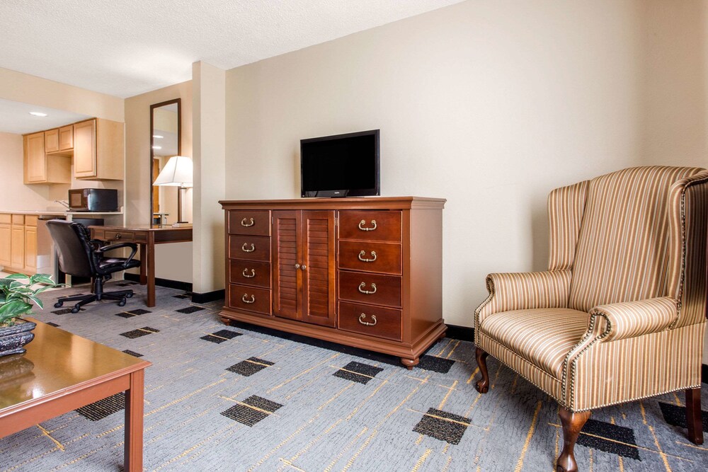 Quality Inn & Suites North Myrtle Beach