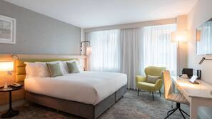 Egyptian cotton sheets, premium bedding, minibar, in-room safe