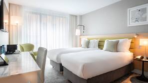 Egyptian cotton sheets, premium bedding, minibar, in-room safe