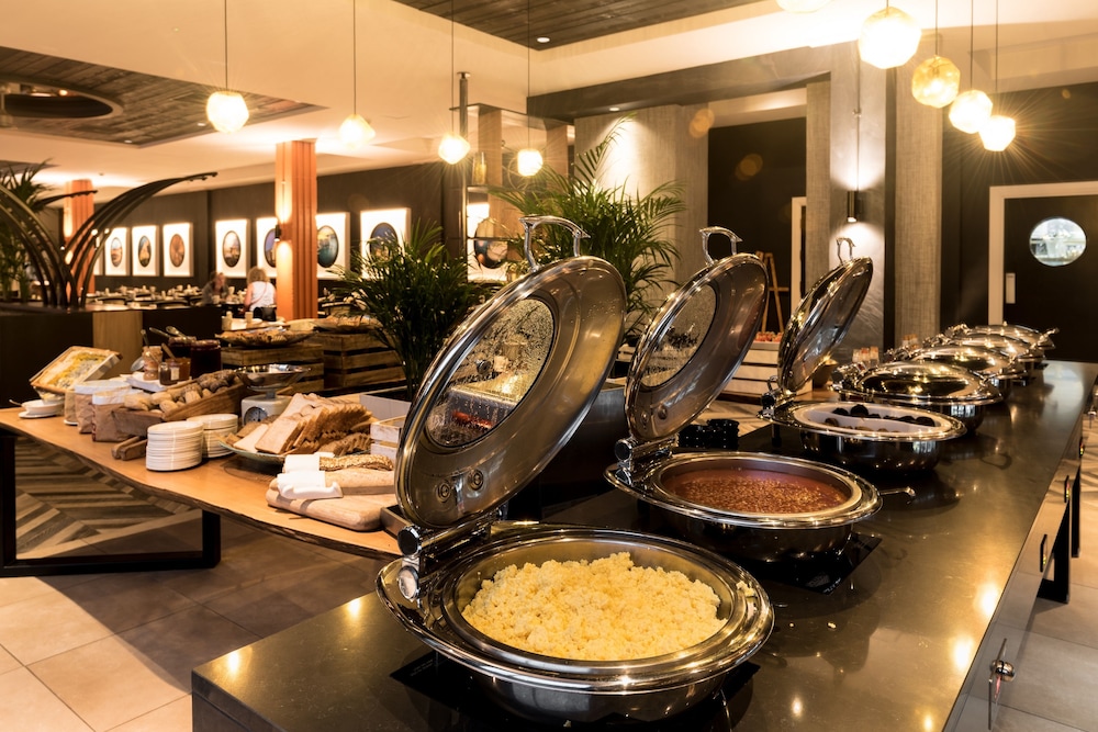 Breakfast area, Radisson Blu Hotel, Dublin Airport