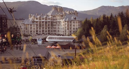 Pan Pacific Whistler Mountainside