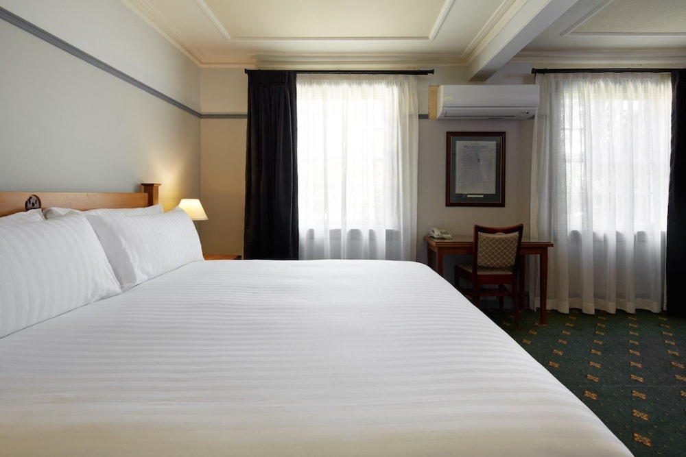 Brassey Hotel