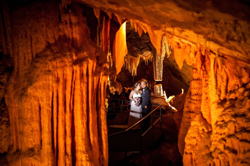 Jenolan Caves House