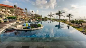 3 udendørs pools, åben fra kl. 07.00 til kl. 21.00, gratis hytter