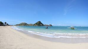 Private beach, white sand, free beach cabanas, sun-loungers