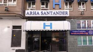 Entrada al alojamiento