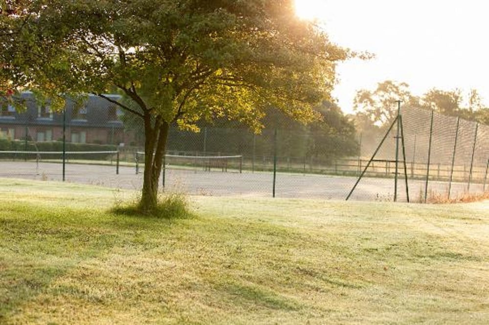 Tennis court, Champneys Tring