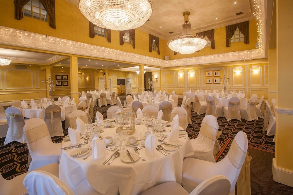 Banquet hall, London Chigwell Prince Regent Hotel, BW Signature Collection