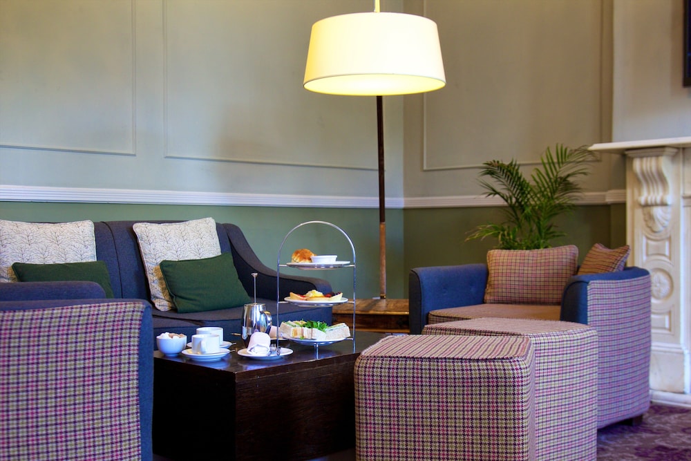 Breakfast area, London Chigwell Prince Regent Hotel, BW Signature Collection