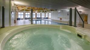 Indoor spa bath