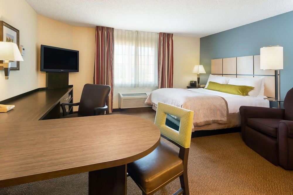 Room, Sonesta Simply Wichita Airport