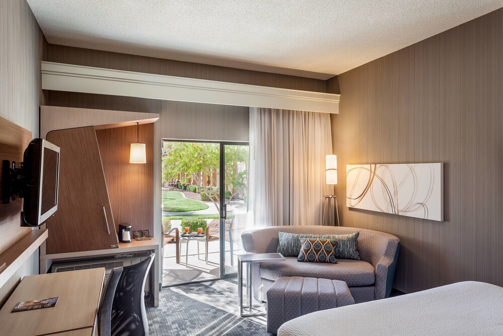 Courtyard by Marriott Las Vegas Henderson/Green Valley