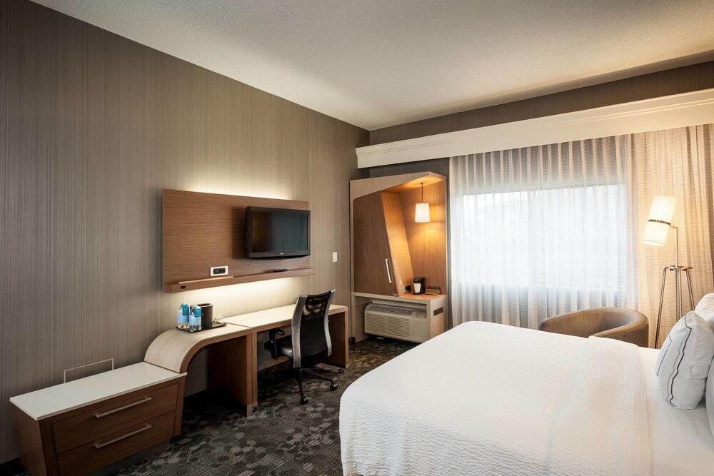 Courtyard by Marriott Las Vegas Henderson/Green Valley