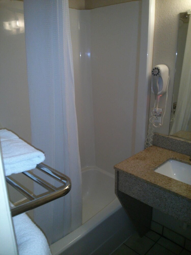 Guest Lodge Pageland in Pageland Best Rates & Deals on Orbitz