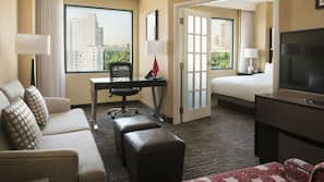 Pillowtop beds, in-room safe, desk, laptop workspace