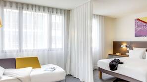 Premium bedding, in-room safe, desk, blackout curtains