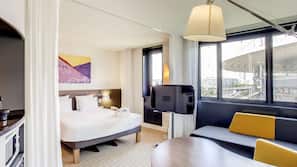 Premium bedding, in-room safe, desk, blackout curtains