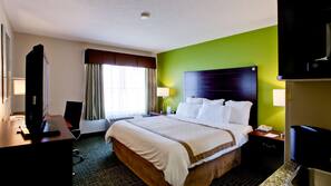 Premium bedding, in-room safe, desk, iron/ironing board