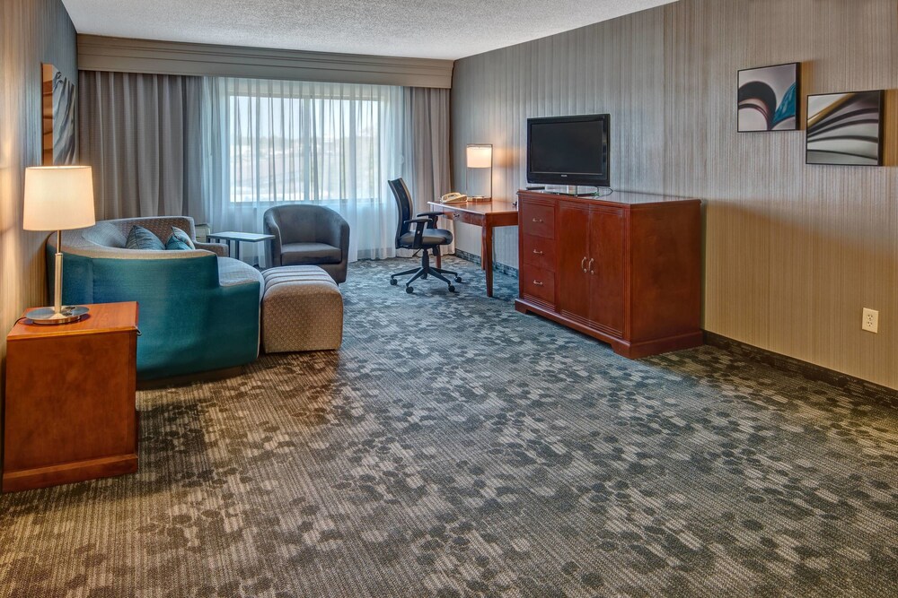 Courtyard by Marriott Springfield