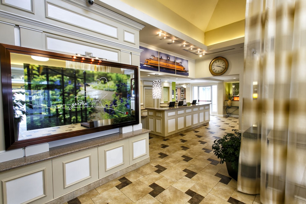 Hilton Garden Inn New York Staten Island 2018 Room Prices 128 Exterior Featured Image Lobby