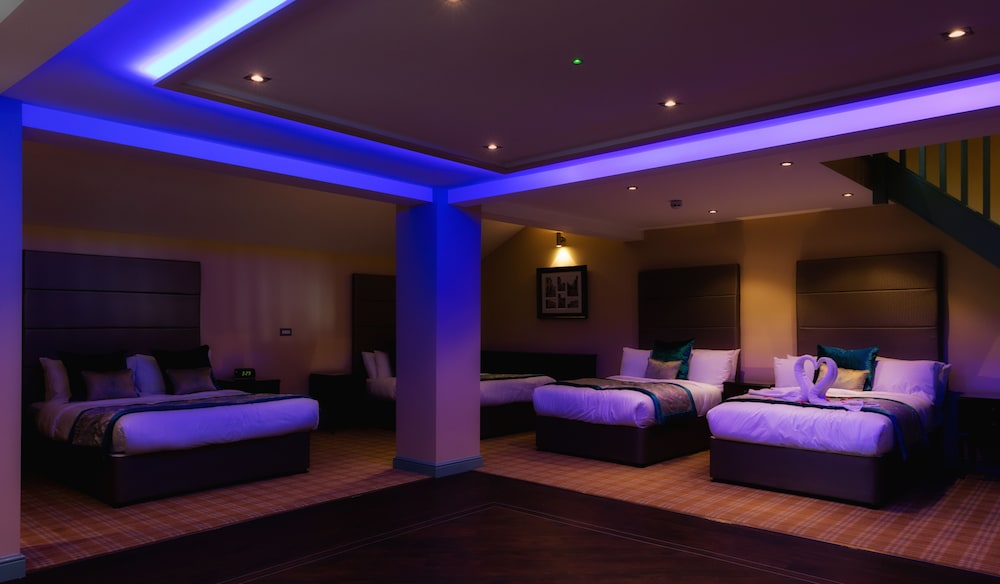 Rogerthorpe Manor Hotel, BW Signature Collection