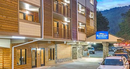Baymont by Wyndham Gatlinburg On The River
