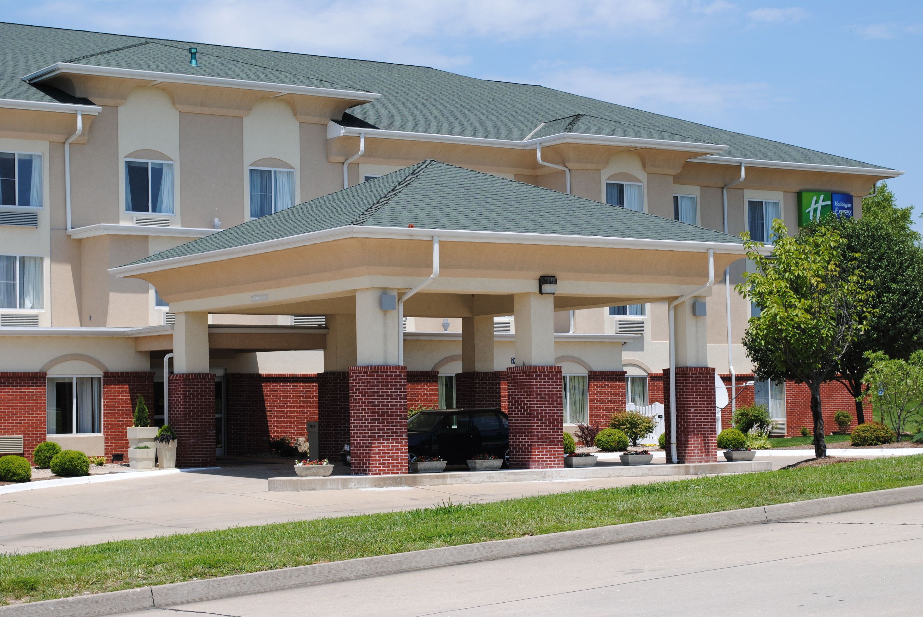 Holiday Inn Express Boonville in Boonville, United States