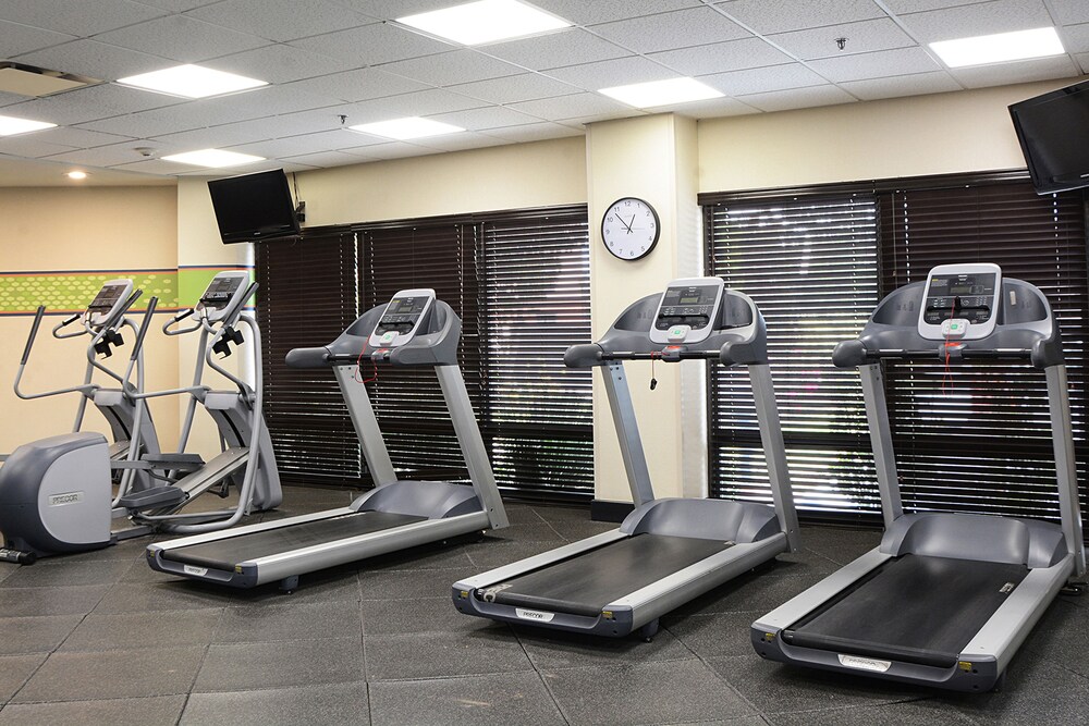 Hampton Inn by Hilton Saltillo Airport Area