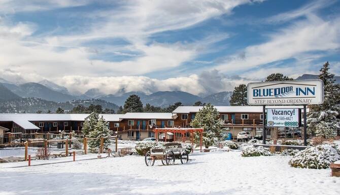 Blue Door Inn In Estes Park Co Expedia