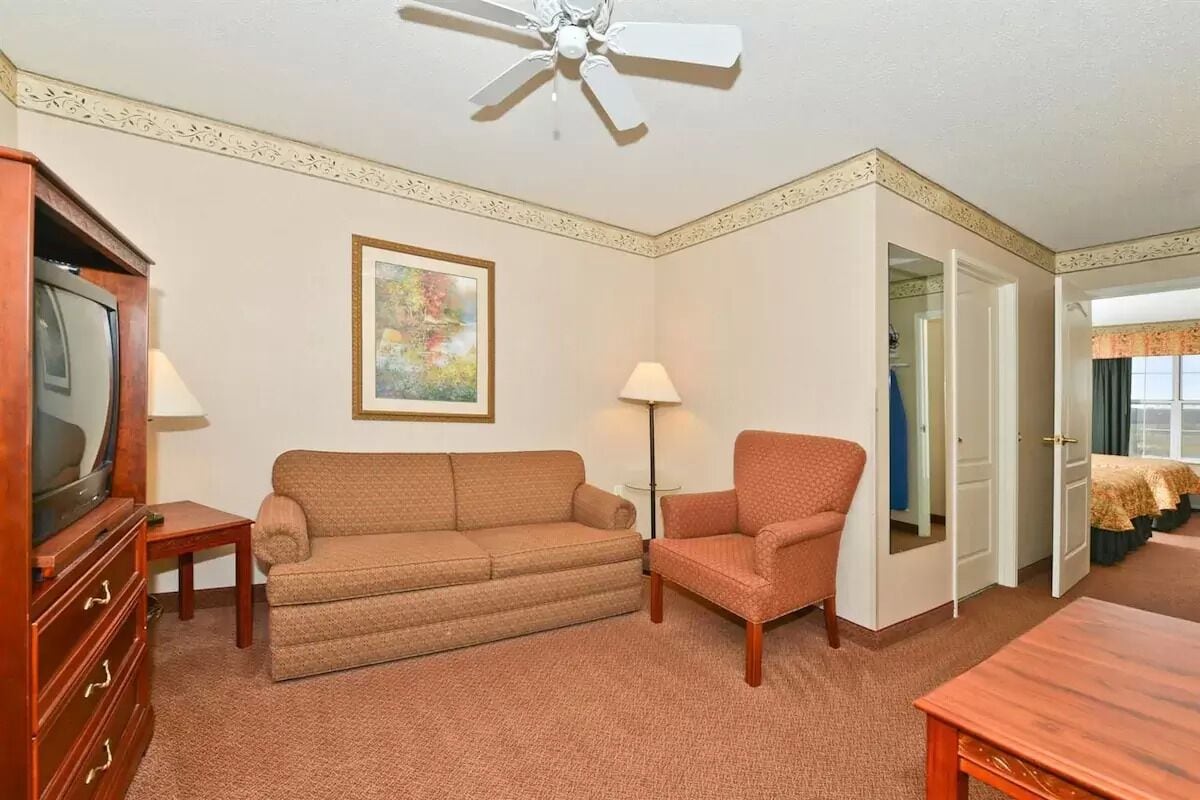 Marion Inn & Suites in Marion, United States