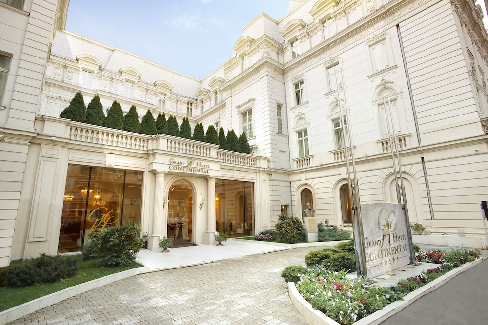 5 Star Hotels