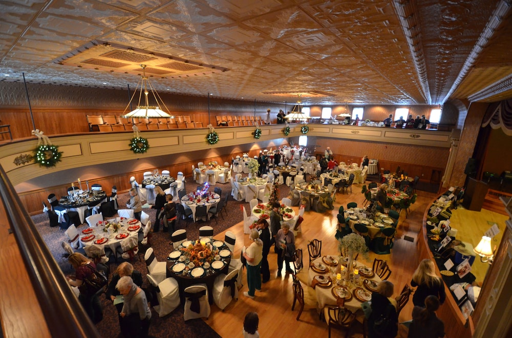 Hotel Winneshiek in Decorah, IA Expedia