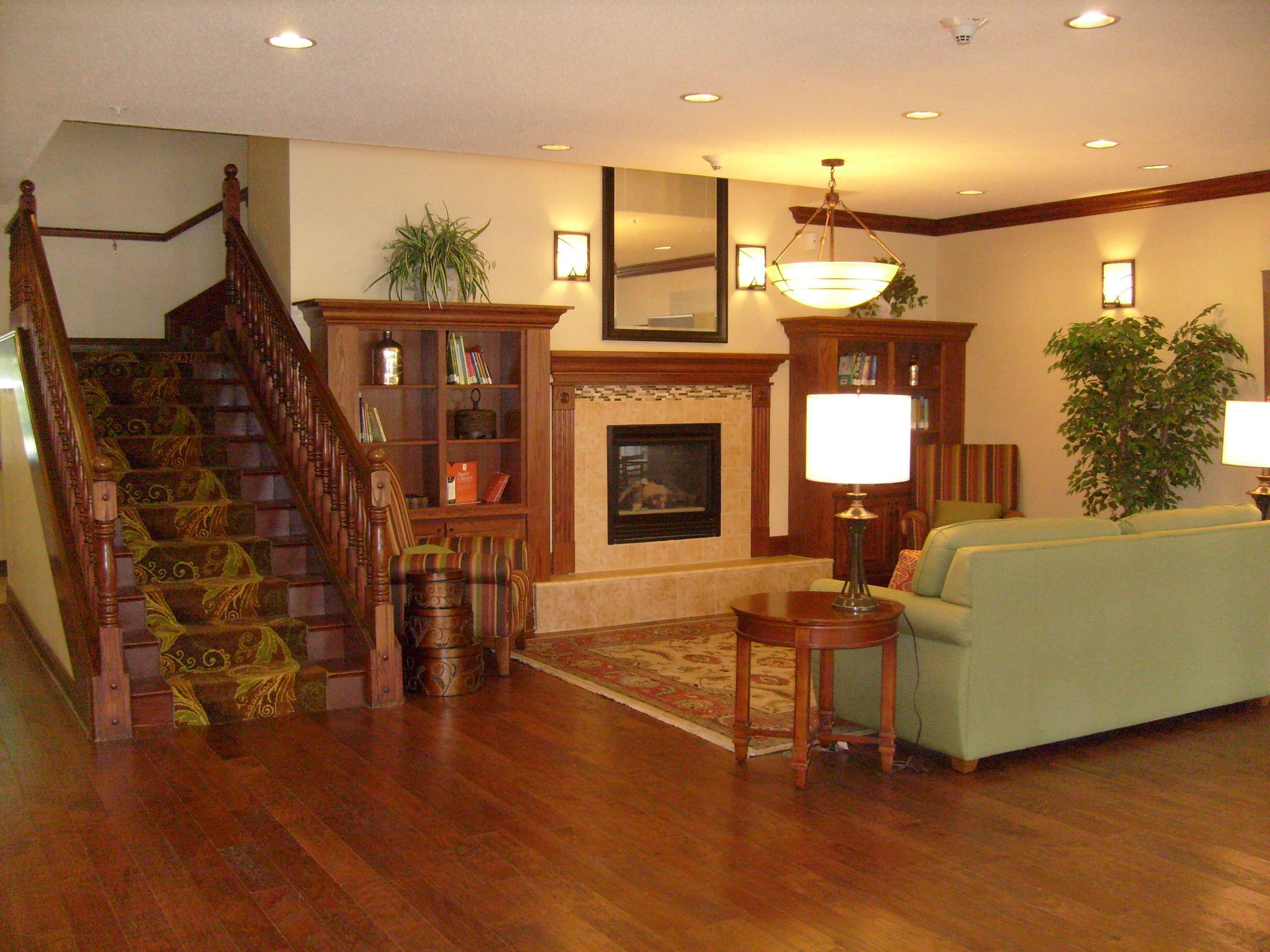 Country Inn Suites By Radisson Charleston South Wv In Charleston Wv Expedia