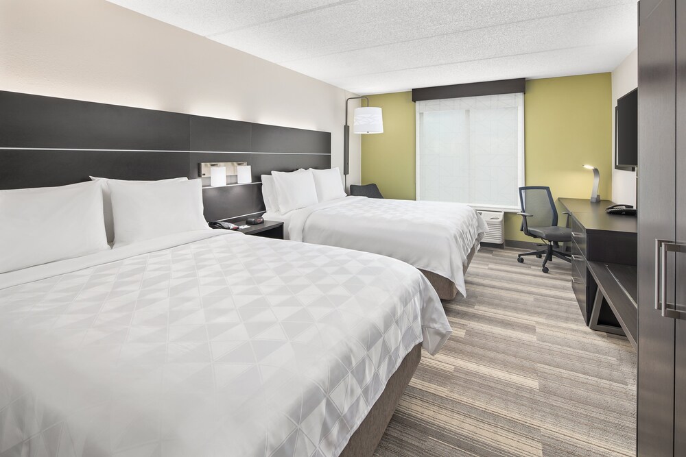 Holiday Inn Express Hotel & Suites Greenville, an IHG Hotel