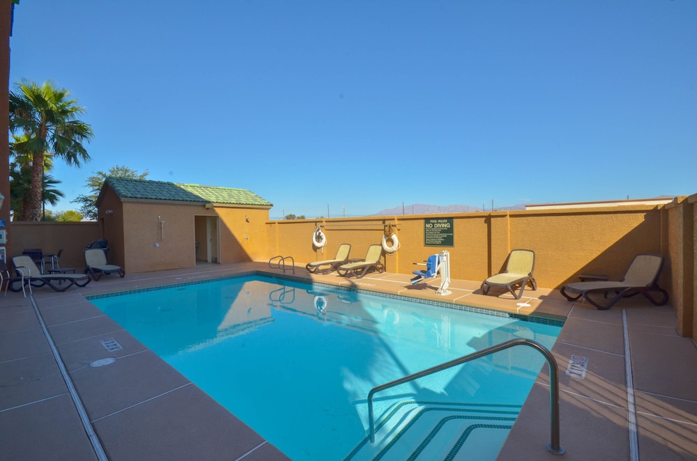 Holiday Inn Express Las Vegas-Nellis, an IHG Hotel