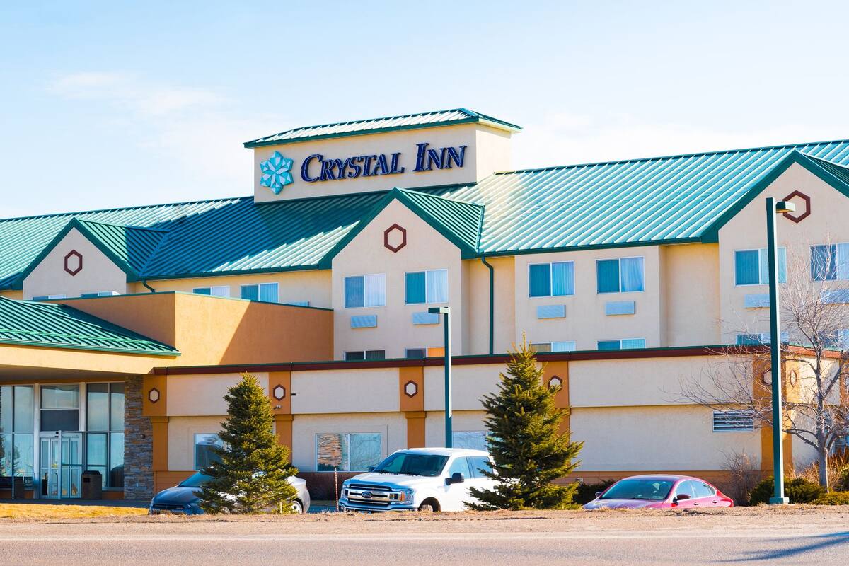 Crystal Inn Hotel Suites Great Falls In Great Falls Mt Expedia