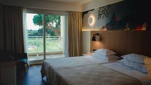 Minibar, in-room safe, desk, blackout curtains